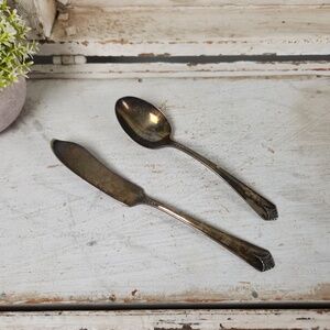 Antique/VTG Simeon L & George H Rogers Co Silver Plated Butter Knife Sugar Spoon
